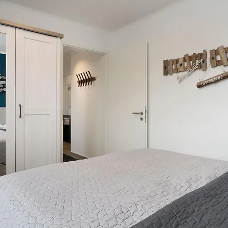 Residenz Am Yachthafen Seaside Marina Apartment Neustadt in Holstein